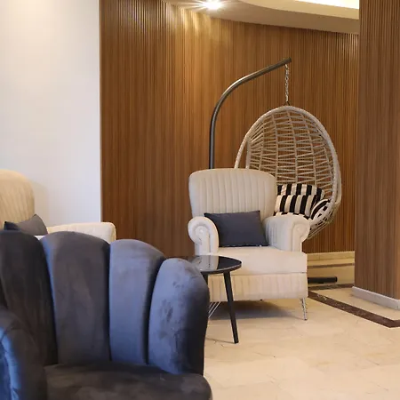 Ardos Park 4*
